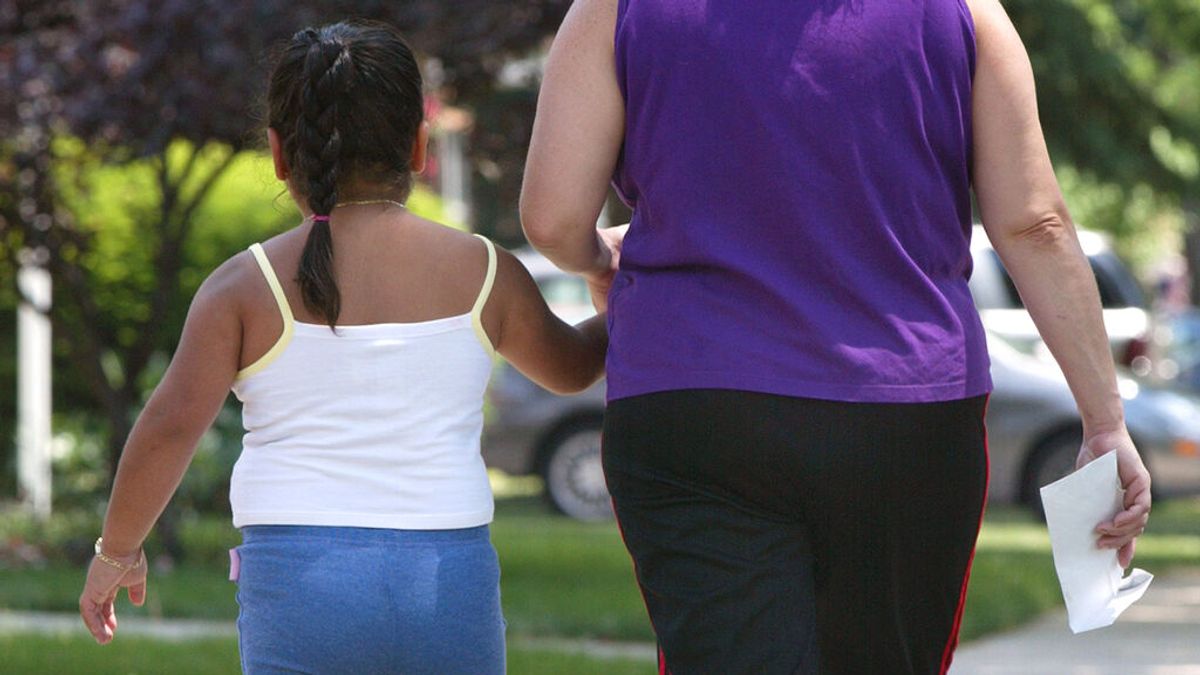 Save the Children alerta de la alta incidencia de obesidad infantil en los hogares de renta baja en España