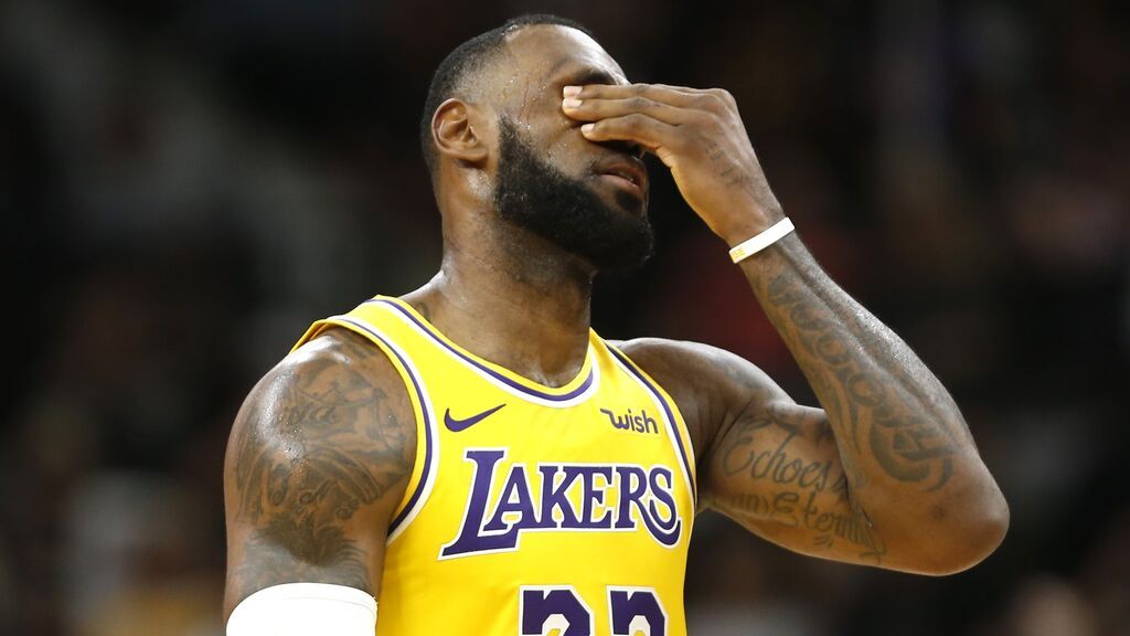 Los Lakers firman uno de los mayores desastre de su historia