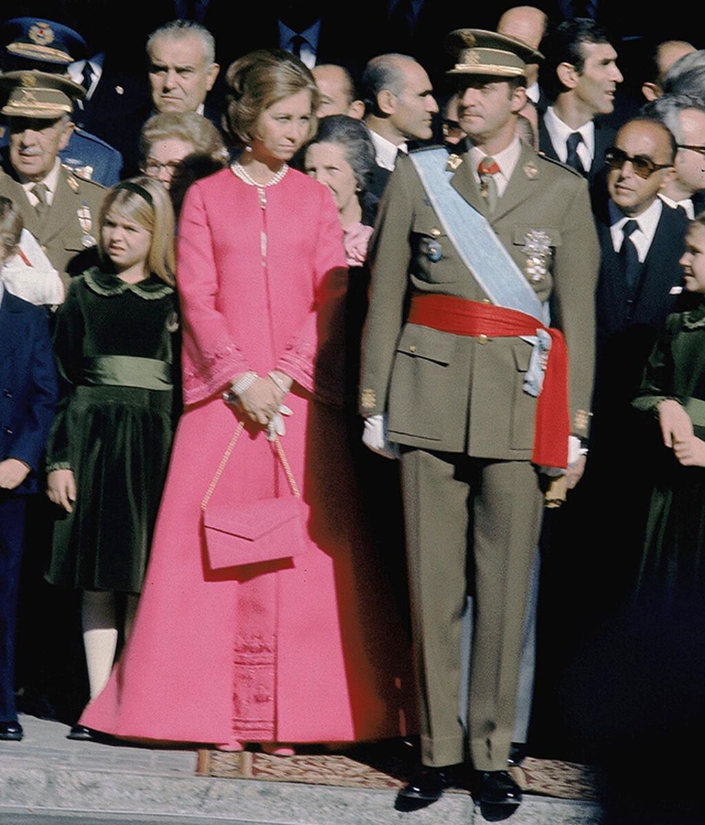 Coronacion de Juan Carlos I en 1975