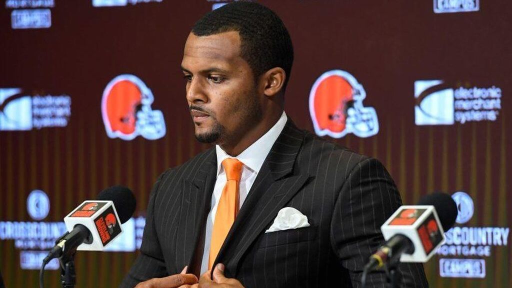 Deshaun Watson, traspasado por 230 millones mientras se enfrenta a 22 demandas por abuso sexual: “Nos pedía sexo oral”