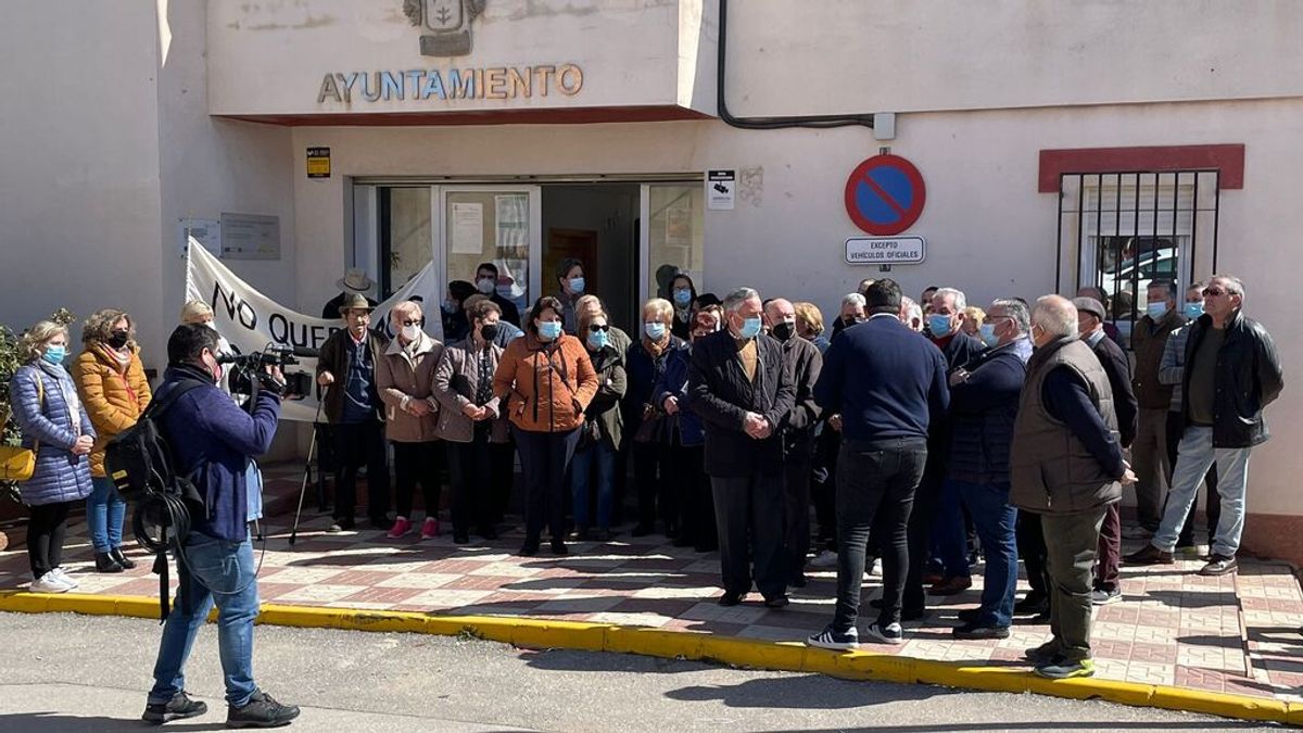 "Alarma vecinal" en Darro ante la creciente okupación de sus viviendas "Alarma vecinal" en Darro ante la creciente okupación de sus viviendas
