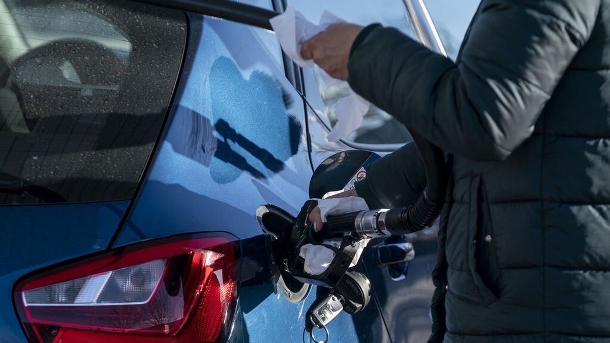 La gasolina y el gasóleo bajan más de un 10 % en la última semana La gasolina y el gasóleo bajan más de un 10 % en la última semana