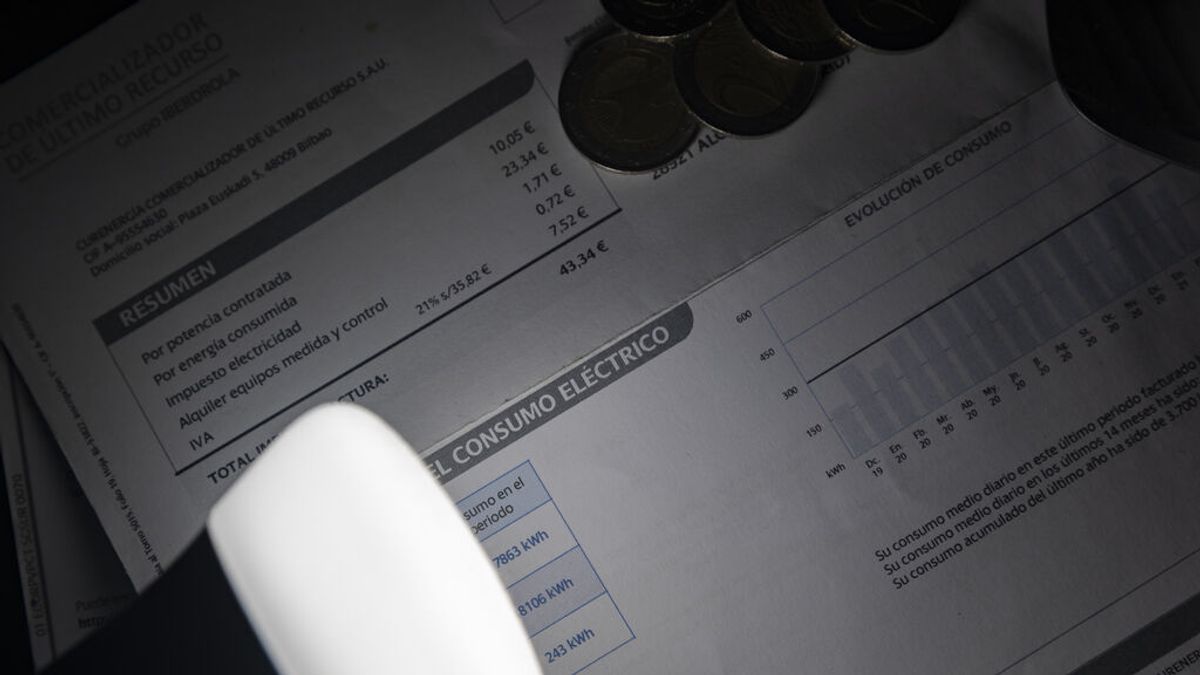 La luz cae este viernes hasta los 154,7 euros/MWh, y marca el precio más bajo desde antes de la guerra La luz cae este viernes hasta los 154,7 euros/MWh, y marca el precio más bajo desde antes de la guerra