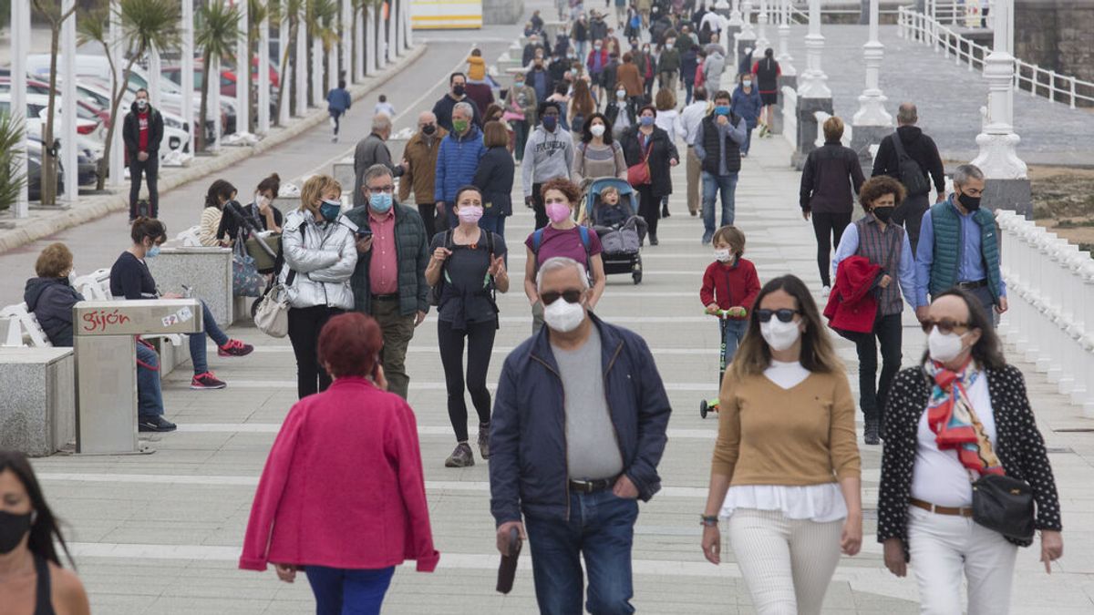 Los españoles creen que lo peor de la pandemia ya ha pasado y sólo al 30% le preocupa mucho la covid Los españoles creen que lo peor de la pandemia ya ha pasado y sólo al 30% le preocupa mucho la covid