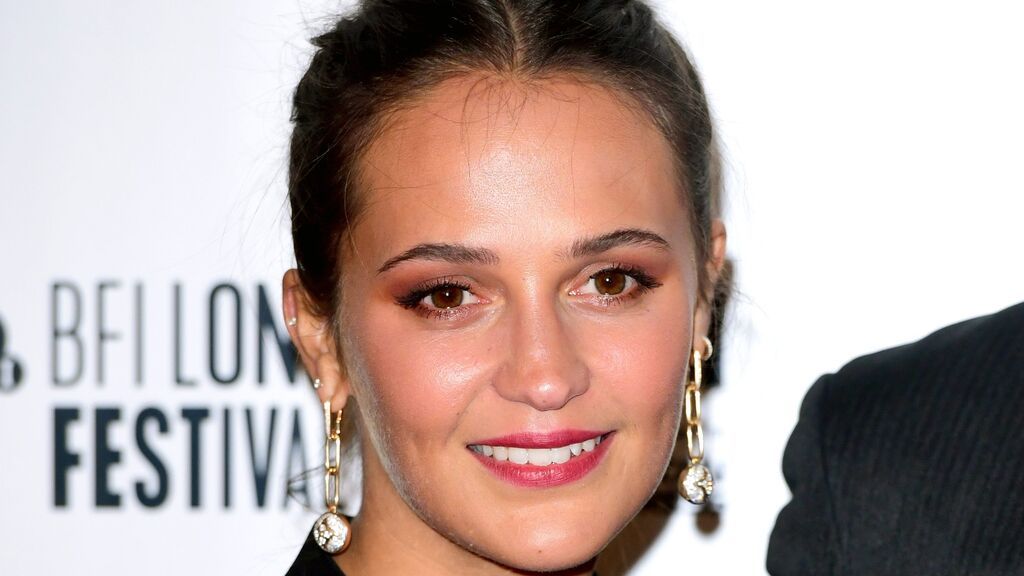 Alicia Vikander