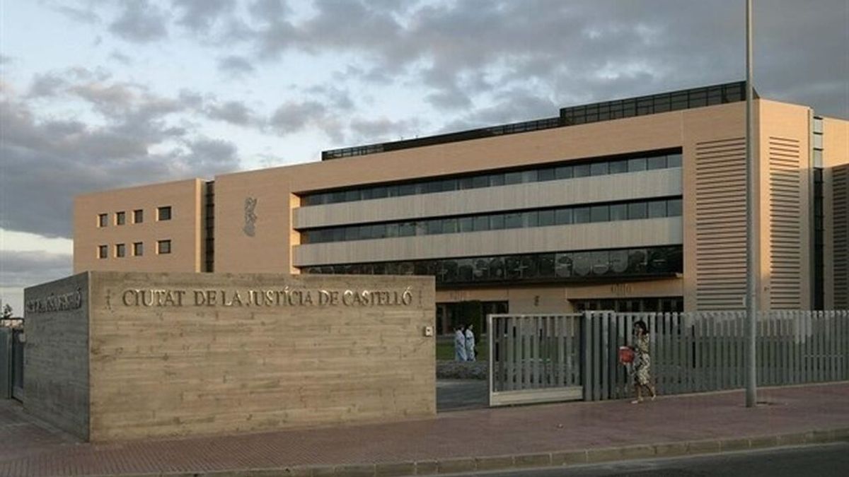Condenado a 26 años y 5 meses de prisión al joven que mató a golpes a su bebé en Almassora Condenado a 26 años y 5 meses de prisión al joven que mató a golpes a su bebé en Almassora