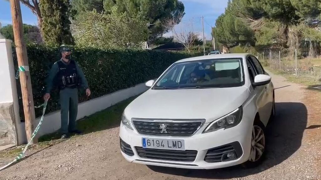 La Guardia Civil registra la casa de Óscar, el amigo de Esther López