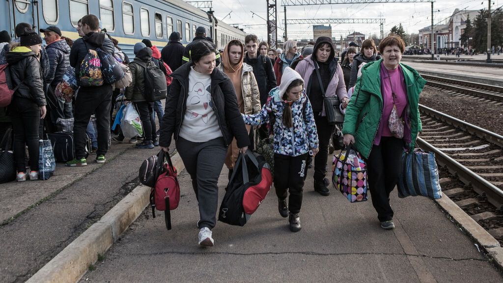 Las imágenes de la atestada estación de tren de Kramatorsk, poco antes del ataque