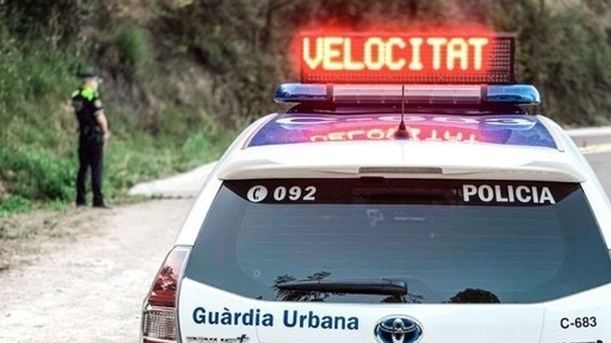Pillado un motorista que circulaba a 107km/h en un tramo limitado a 30 en Barcelona Pillado un motorista que circulaba a 107km/h en un tramo limitado a 30 en Barcelona