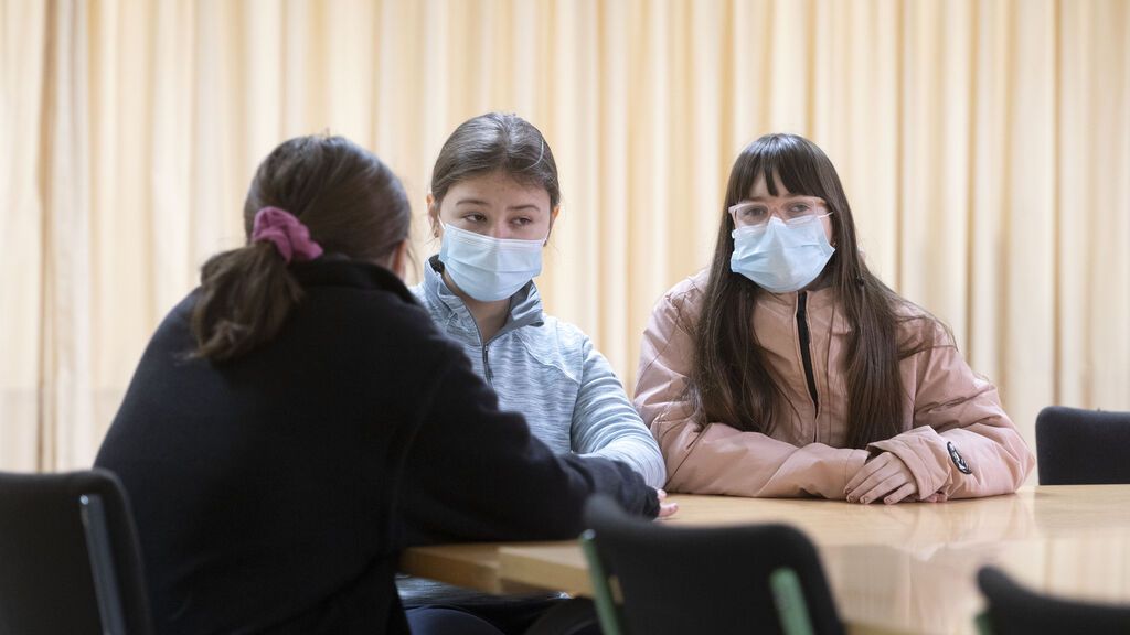 Educación convoca 200 plazas para auxiliares de lengua ucraniana