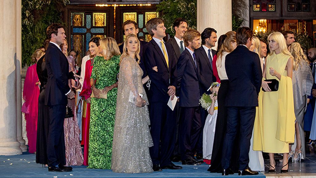 Los 10 looks de invitada más increíbles vistos en bodas de famosos de los últimos años