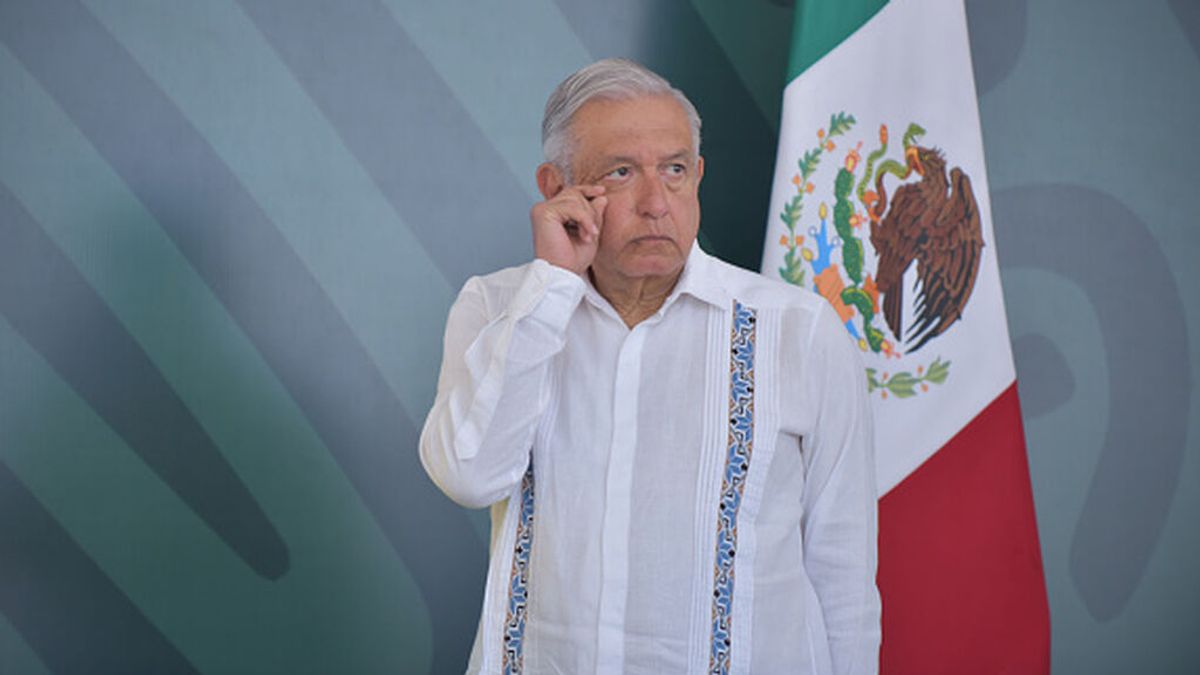 López- Obrador obtiene el apoyo para seguir en el cargo aunque no alcanza el mínimo vinculante López- Obrador obtiene el apoyo para seguir en el cargo aunque no alcanza el mínimo vinculante