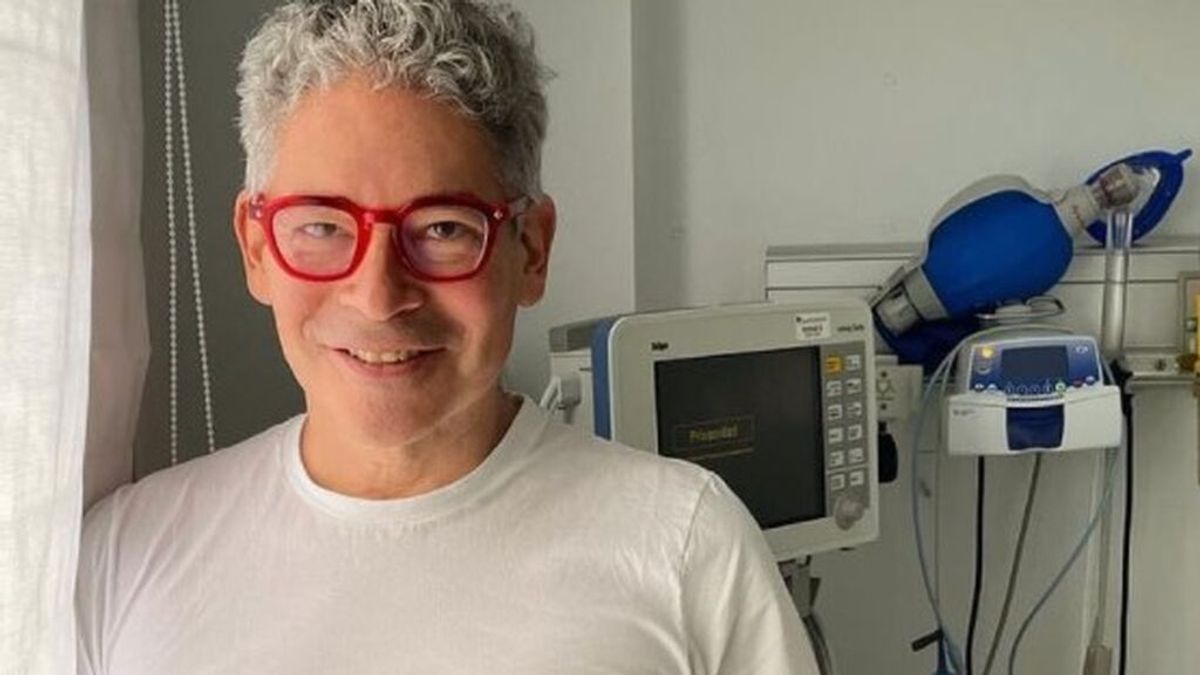 Boris Izaguirre, ingresado para una “intervención quirúrgica” por “riesgo cardiovascular” Boris Izaguirre, ingresado para una “intervención quirúrgica” por “riesgo cardiovascular”
