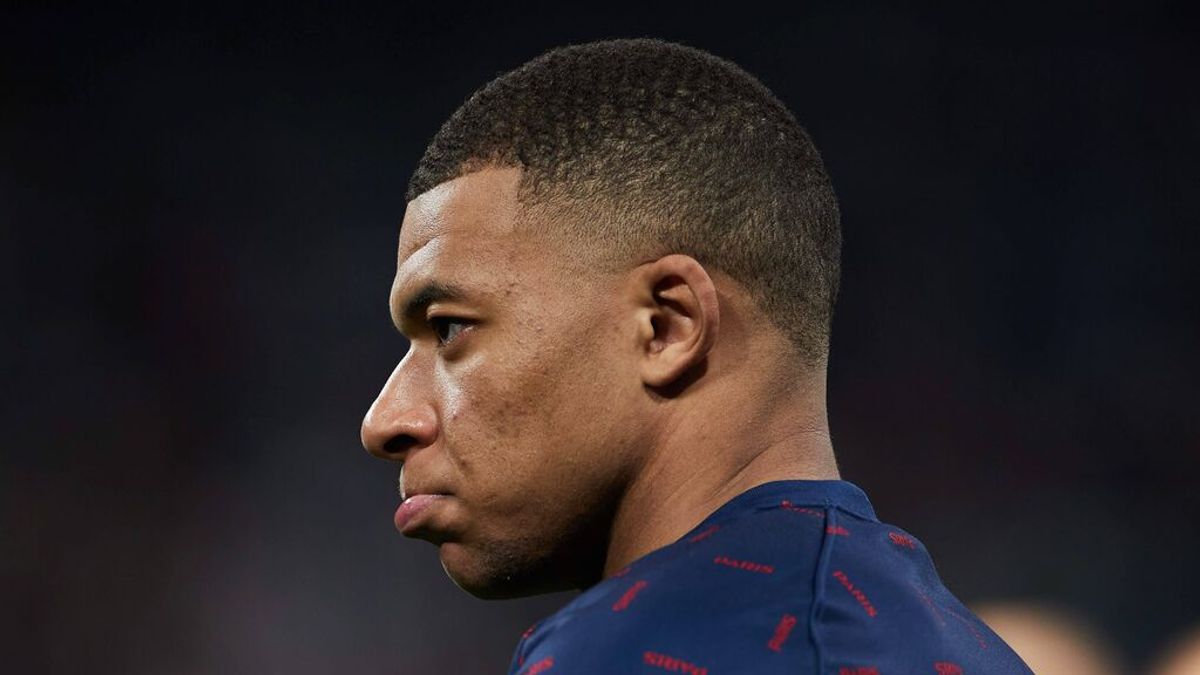 Mbappé sigue convencido de fichar por el Real Madrid: solo trata de lidiar con la presión de París Mbappé sigue convencido de fichar por el Real Madrid: solo trata de lidiar con la presión de París