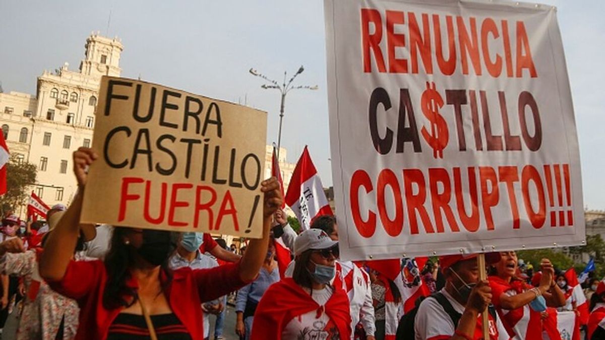 ONG´s de Derechos Humanos denuncian al Presidente de Perú por sus últimos decretos ONG´s de Derechos Humanos denuncian al Presidente de Perú por sus últimos decretos