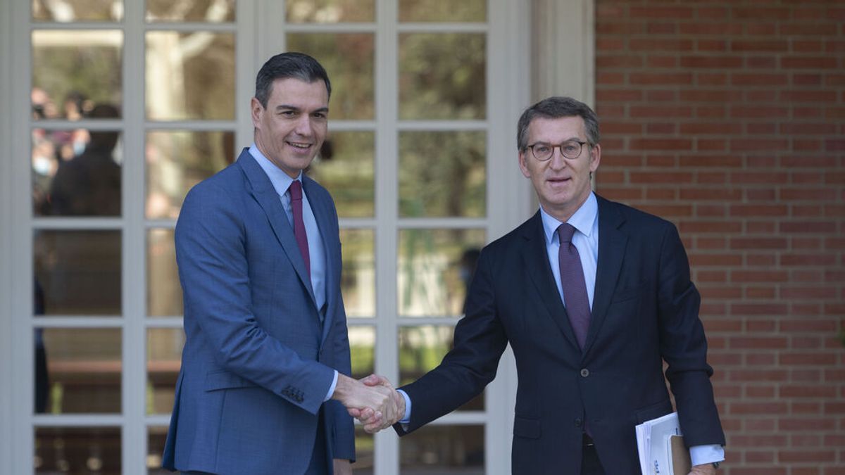 El PP de Feijóo recorta distancias con el PSOE en su estreno en el CIS El PP de Feijóo recorta distancias con el PSOE en su estreno en el CIS