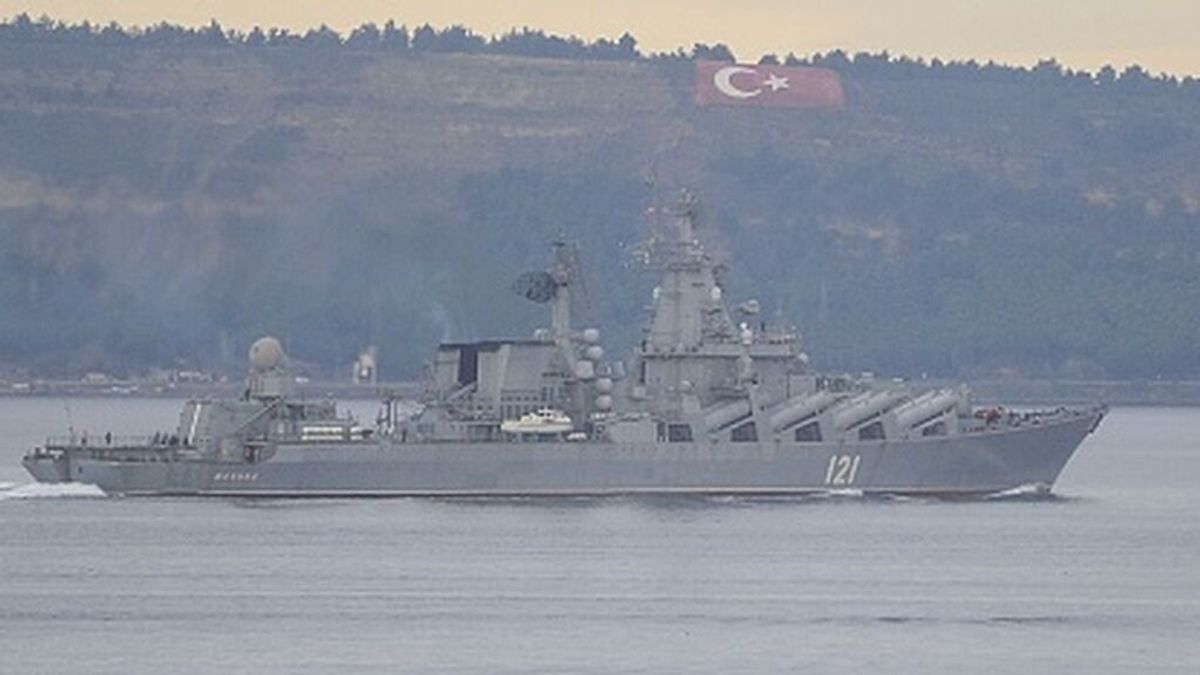 Rusia reconoce que su buque insignia en el Mar Negro es alcanzado por un misil ucraniano