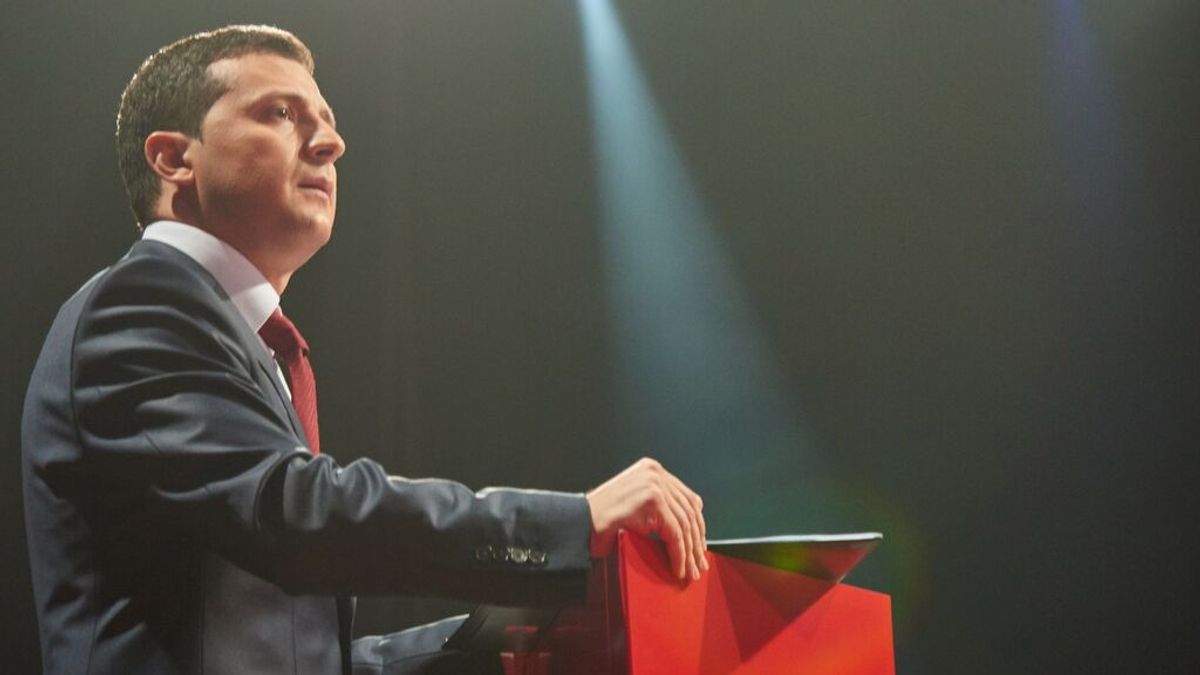 Telecinco estrena esta noche la serie que hizo famoso al presidente ucraniano Volodimir Zelenski Telecinco estrena esta noche la serie que hizo famoso al presidente ucraniano Volodimir Zelenski