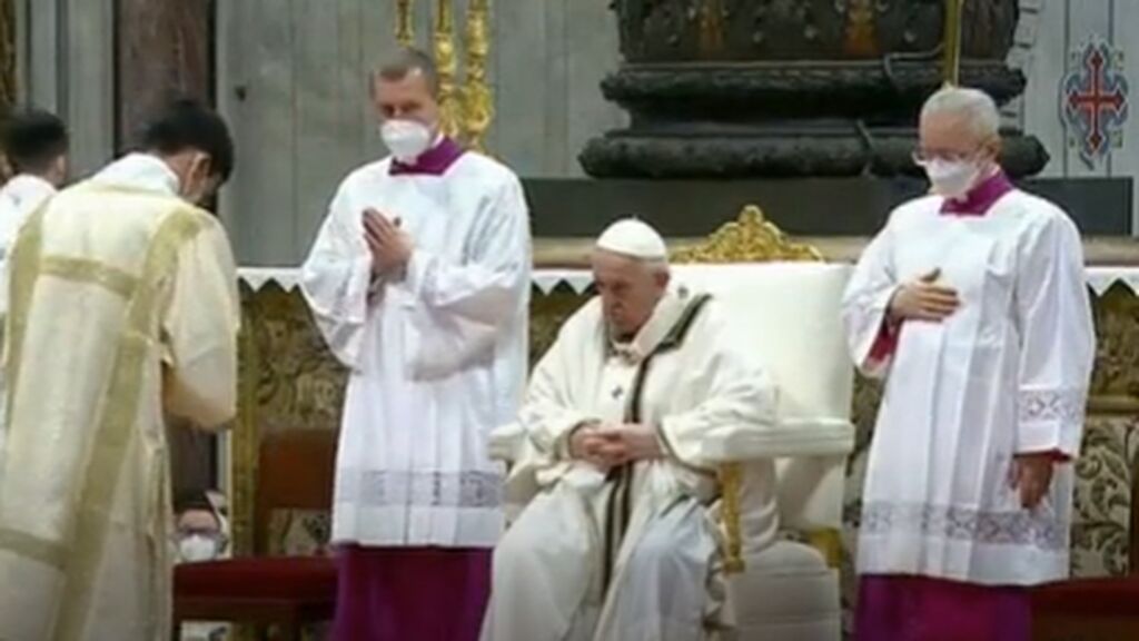El papa Francisco oficia la misa que da comienzo a las celebraciones de Semana Santa