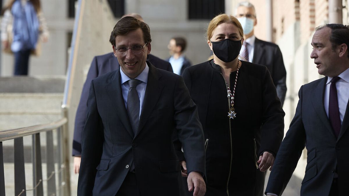 Martínez-Almeida acusa a la Fiscalía de investigar sólo a gobiernos del PP Martínez-Almeida acusa a la Fiscalía de investigar sólo a gobiernos del PP