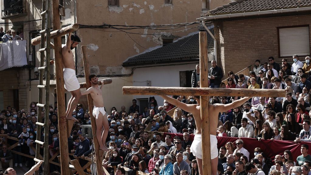 Imágenes de la Semana Santa en España: vuelve la devoción a las calles tras dos años de coronavirus