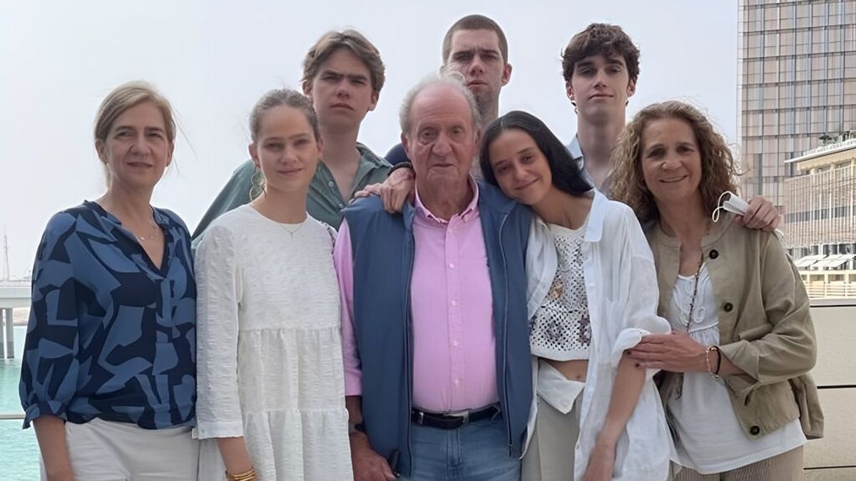 El Rey emérito disfruta de unos días en compañía de su familia en Abu Dabi El Rey emérito disfruta de unos días en compañía de su familia en Abu Dabi
