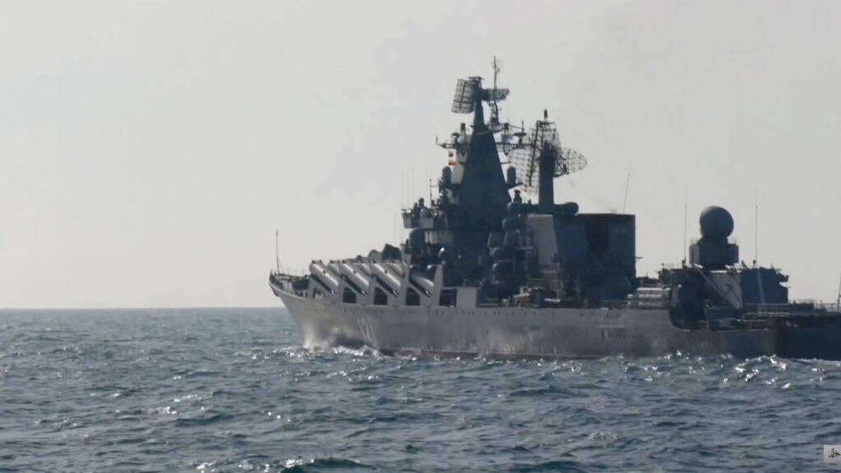 Rusia confirma el hundimiento del buque 'Moskva' tras sufrir un incendio por un ataque de Ucrania