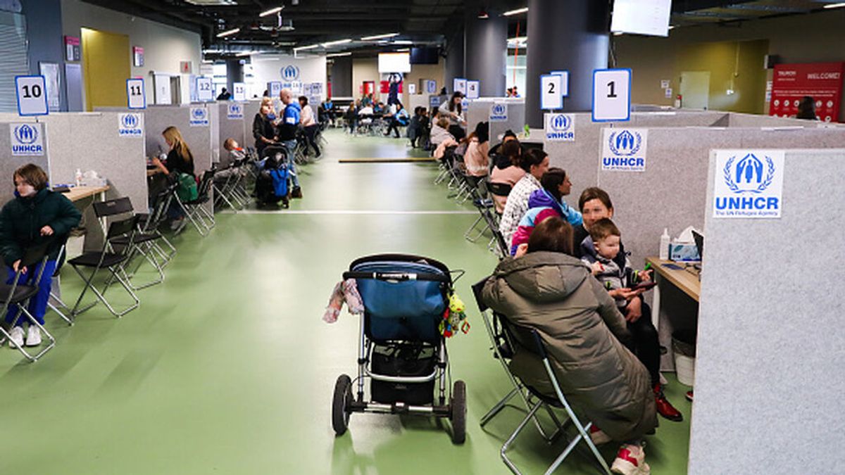 Cinco millones de personas han huido de Ucrania en cincuenta dias Cinco millones de personas han huido de Ucrania en cincuenta dias