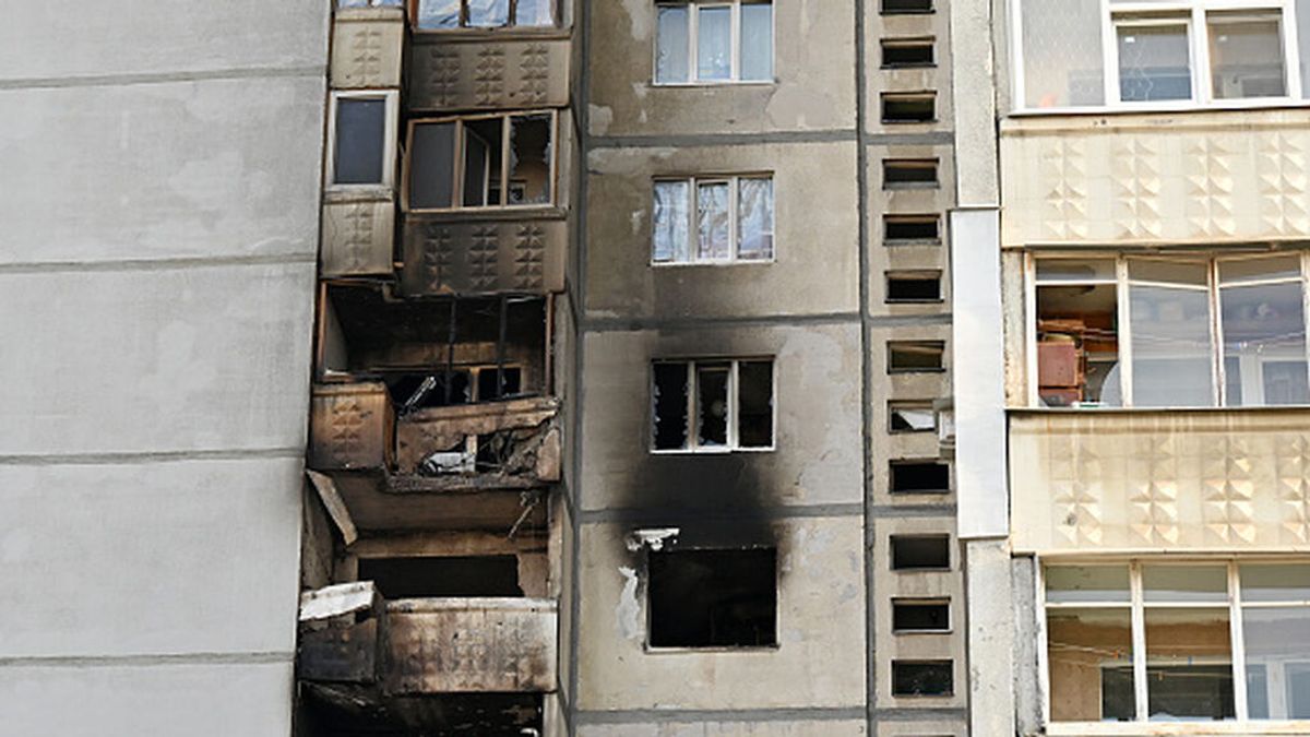 Al menos diez muertos y 35 heridos en un bombardeo a un área industrial en la ciudad ucraniana de Járkov Al menos diez muertos y 35 heridos en un bombardeo a un área industrial en la ciudad ucraniana de Járkov
