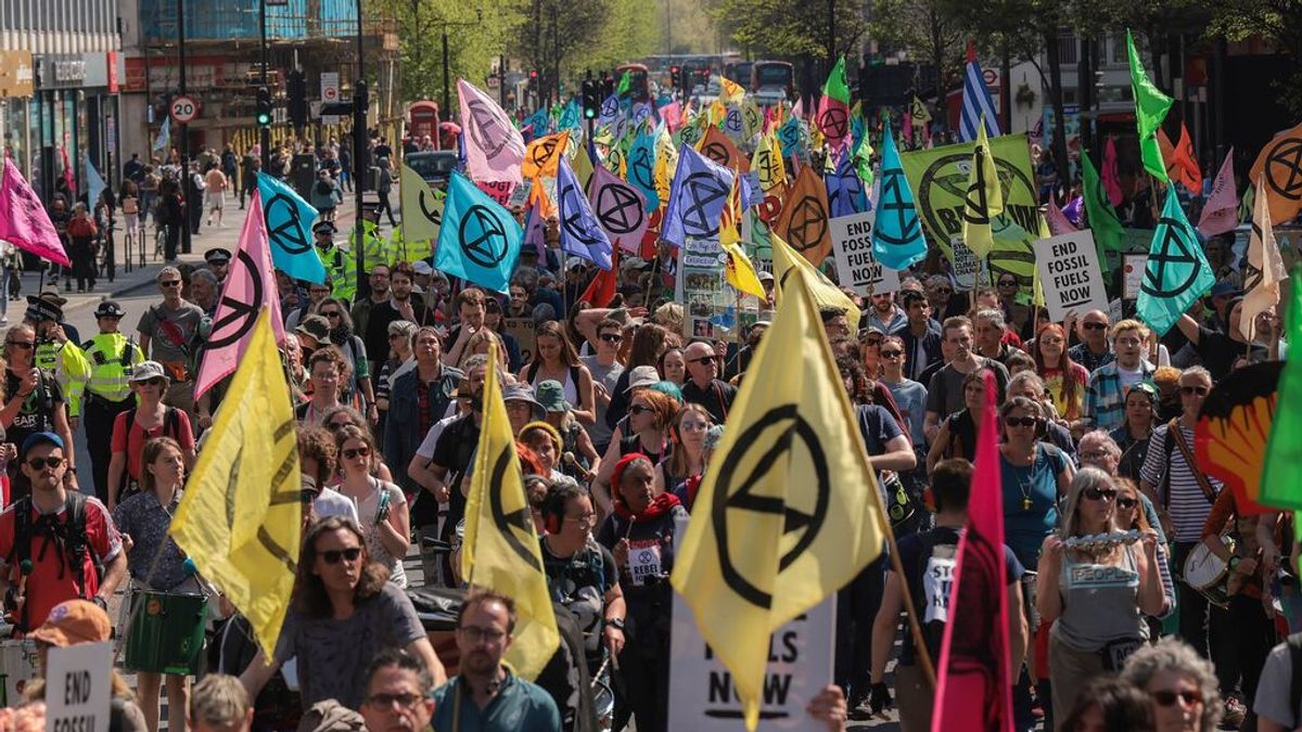Detenidos 70 activistas climáticos de Extinction Rebellion en una manifestación en Londres Detenidos 70 activistas climáticos de Extinction Rebellion en una manifestación en Londres