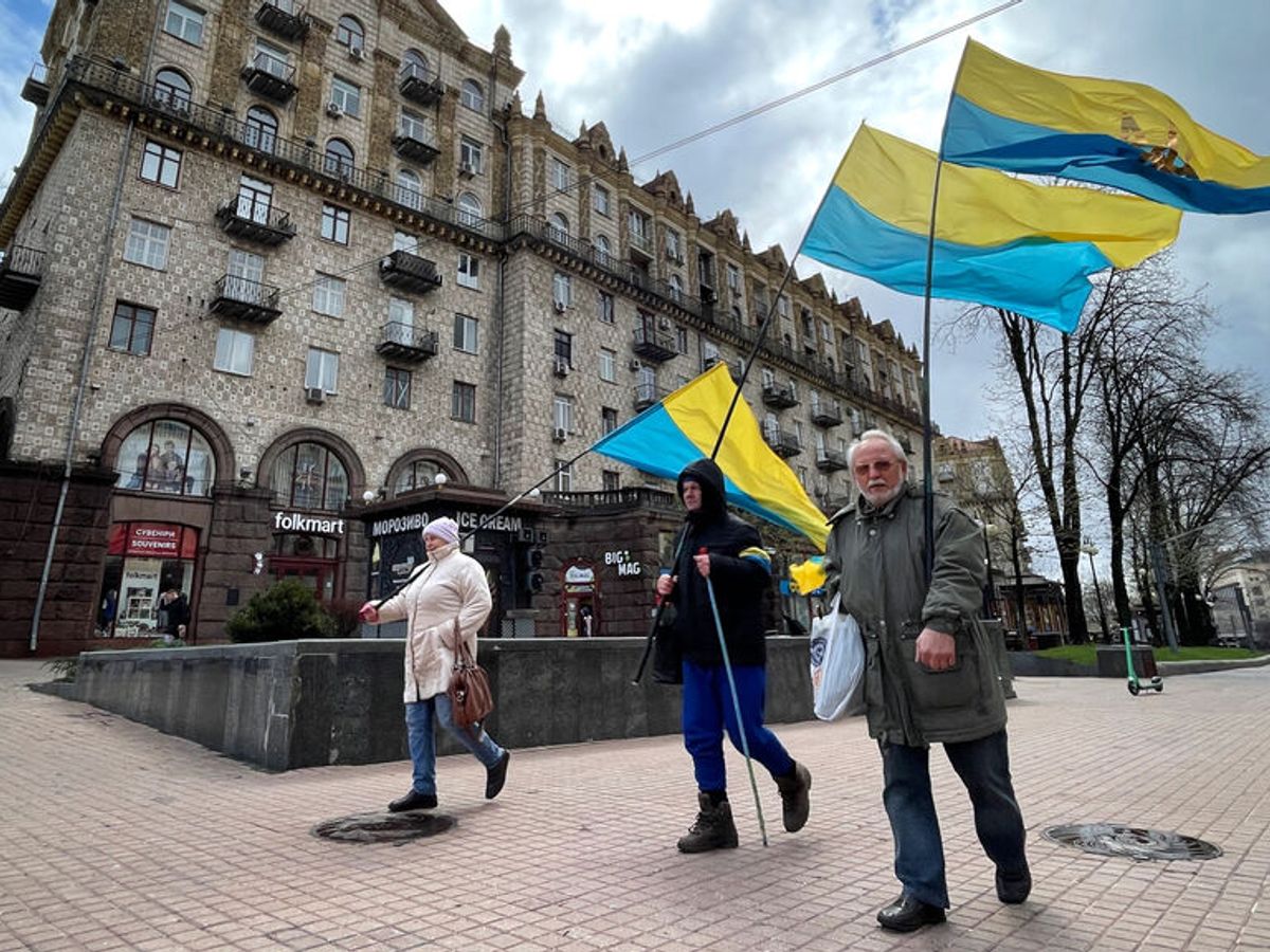 Ucrania denuncia nuevos ataques sobre Mariúpol tras expirar el ultimátum