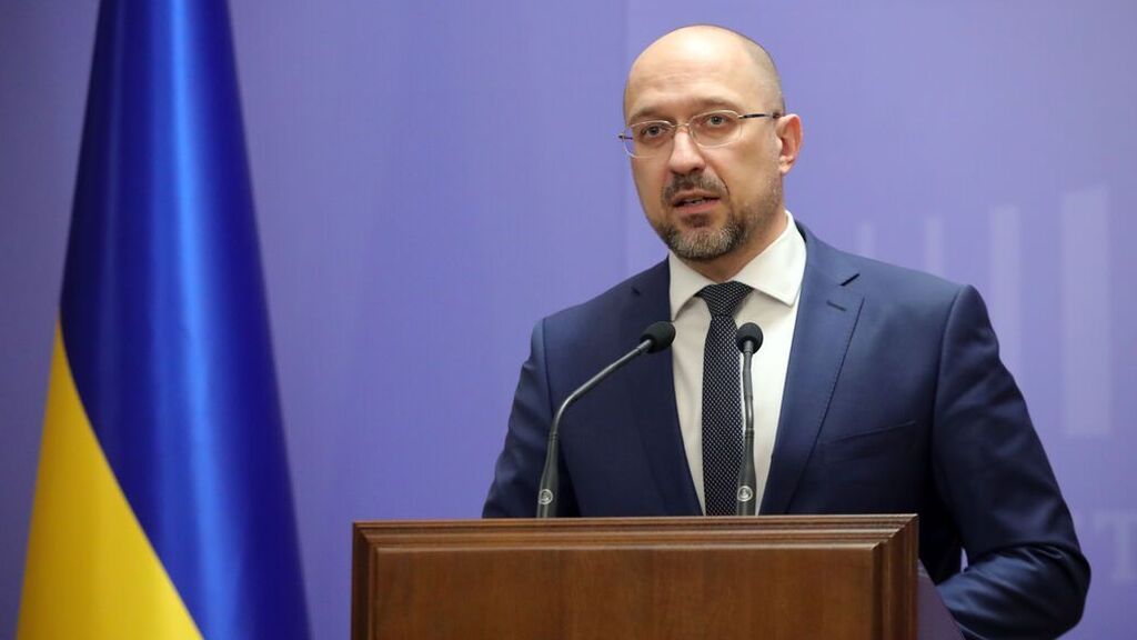 El primer ministro de Ucrania asegura que Mariúpol "sigue sin caer" a pesar del ultimátum de Rusia