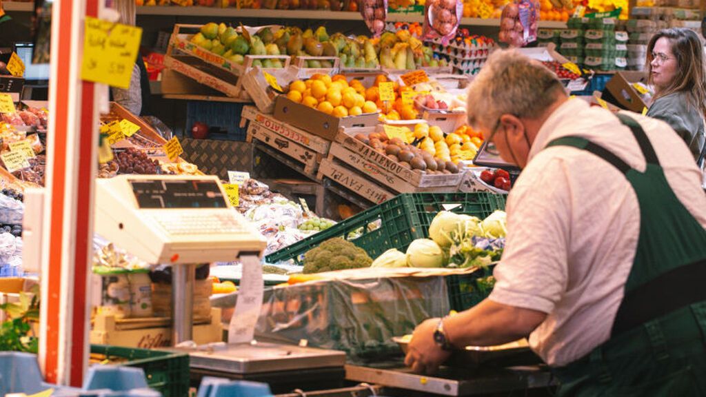 España va camino de la mayor devaluación de sus salarios en los últimos 40 años