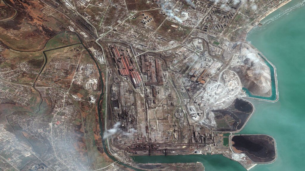Azvostal a vista de satelite Maxar Gedtty