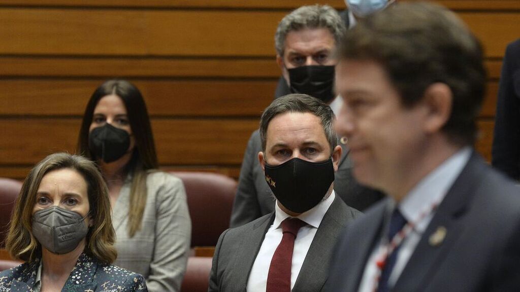 Mañueco advierte a Vox que su Gobierno se centrará en la gestión y no en "política de gestos"