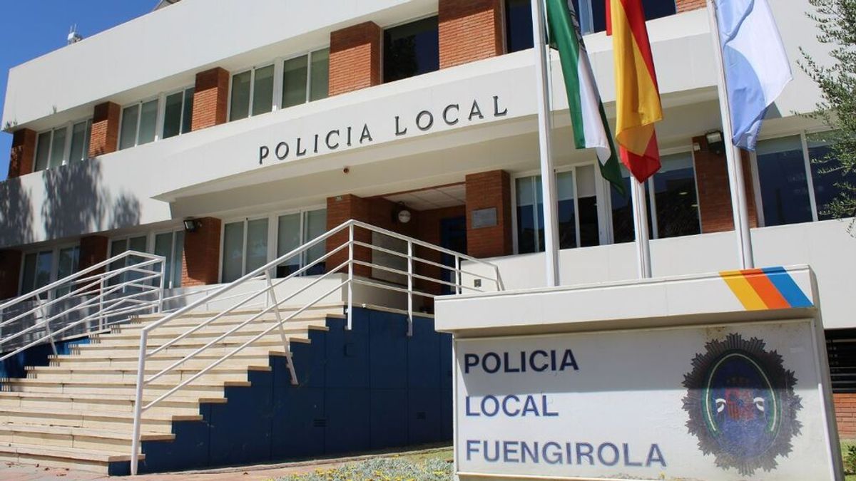 Una joven finlandesa muere en los calabozos de la comisaría de Fuengirola y está sigue sin autopsia por tener covid