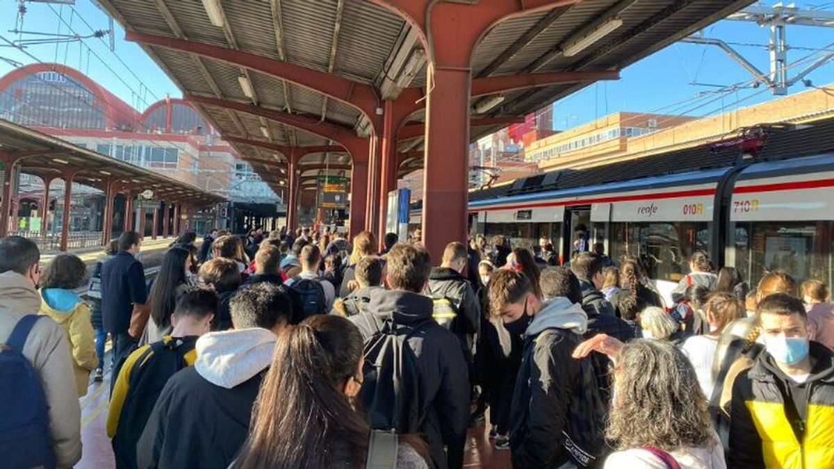 Usuarios de la línea C-4 de Renfe Cercanías de Madrid hartos de las averías y los retrasos