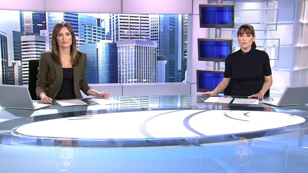 Con Arancha Morales y Leticia Iglesias Informativos Telecinco 2022 Matinal 20/04/2022