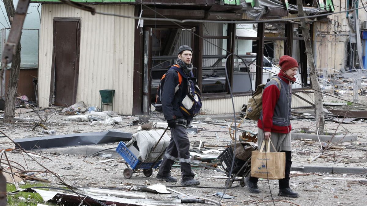 Ucrania dice que fracasa el corredor humanitario de Mariúpol y acusa a Rusia de violar el alto el fuego Ucrania dice que fracasa el corredor humanitario de Mariúpol y acusa a Rusia de violar el alto el fuego