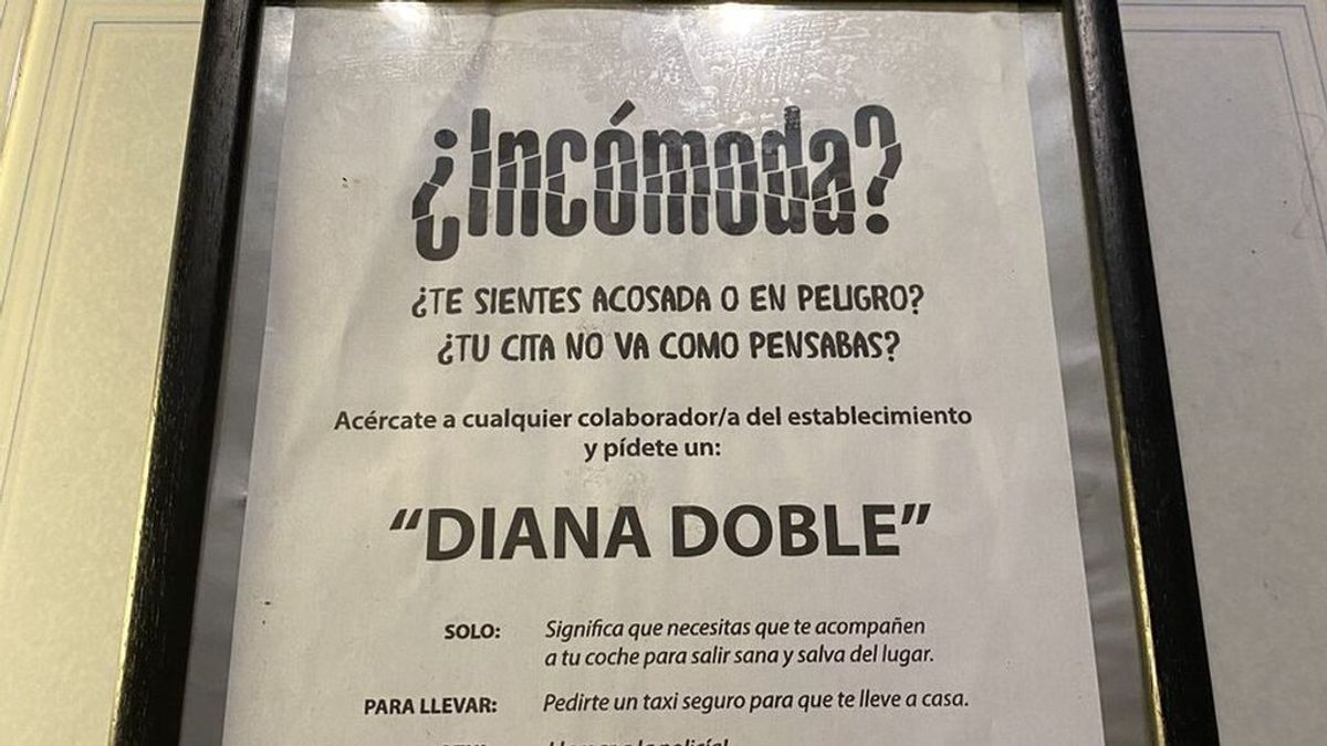 Un bar de Málaga crea un cartel para proteger a las mujeres del acoso: "Nuestro personal hará que llegues segura a casa"