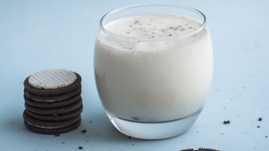 La ciencia determina por qué el relleno de una Oreo se queda sólo en un lado de la galleta