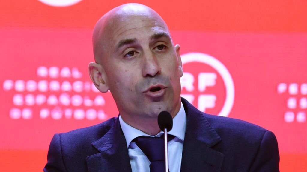 "La gestión es clara, transparente, limpia, honesta y sobre todo beneficiosa para el fútbol"