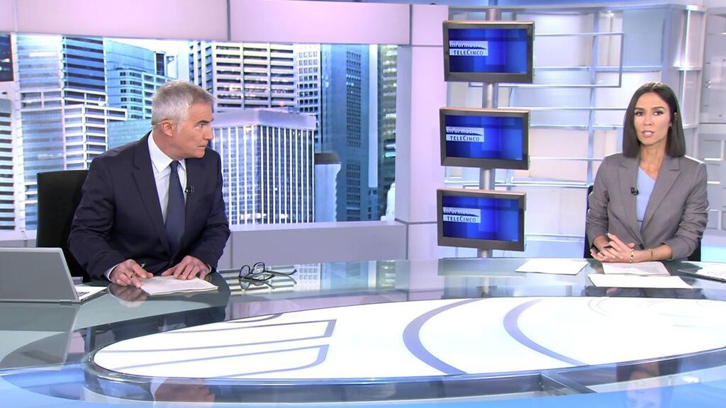 Con David Cantero y Alba Lago Informativos Telecinco 2022 Mediodía 21/04/2022