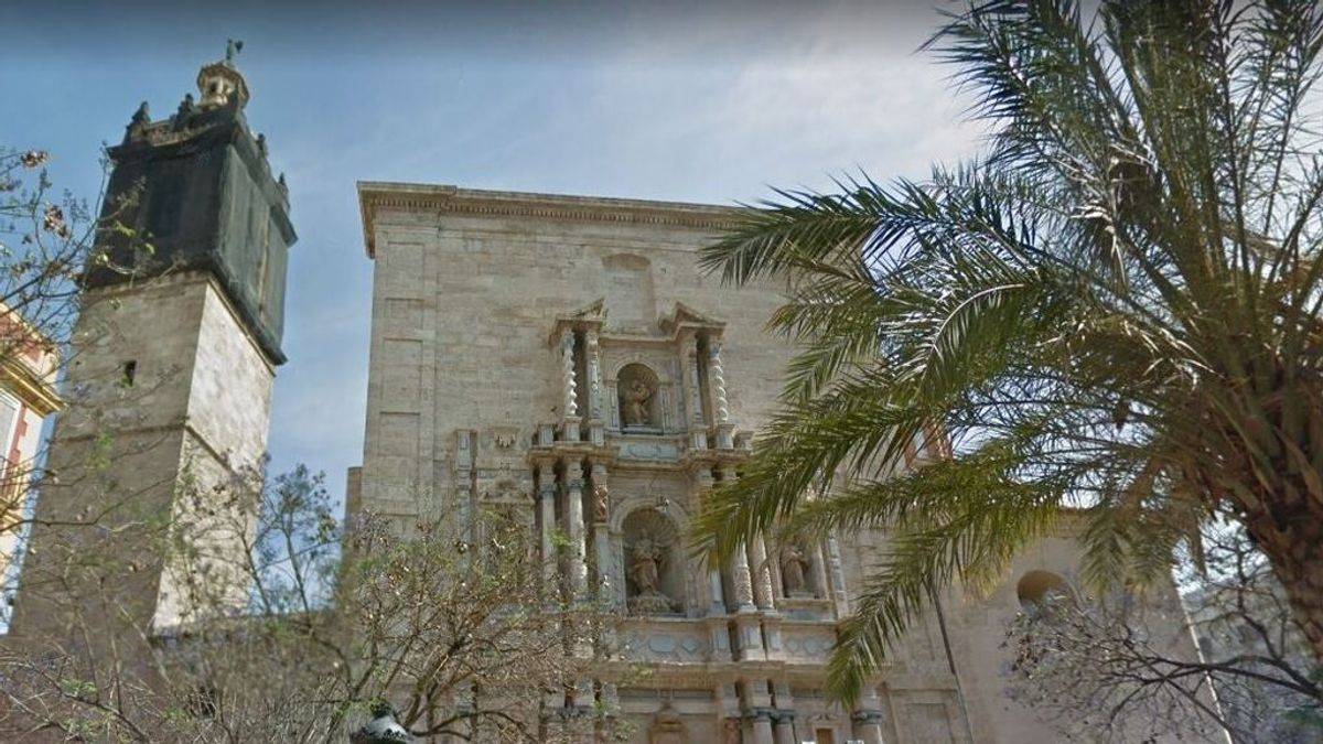 Encuentran un proyectil de la Guerra Civil en la iglesia del Carmen de Valencia Encuentran un proyectil de la Guerra Civil en la iglesia del Carmen de Valencia