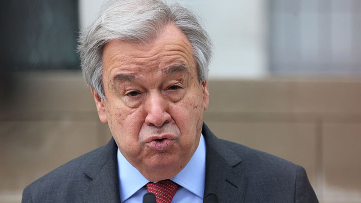 Zelenski afirma que no ha recibido ningún borrador de Rusia para una solución del conflicto y Guterres intentará una reunión con Putin Zelenski afirma que no ha recibido ningún borrador de Rusia para una solución del conflicto y Guterres intentará una reunión con Putin