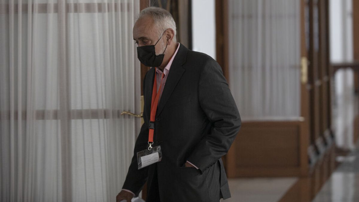 Abren juicio al exdirector de la Faffe Fernando Villén por los pagos en clubes de alterne con dinero público Abren juicio al exdirector de la Faffe Fernando Villén por los pagos en clubes de alterne con dinero público