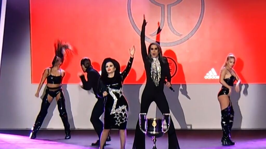 Alaska y Mario son los autores del nuevo himno de la Supercopa