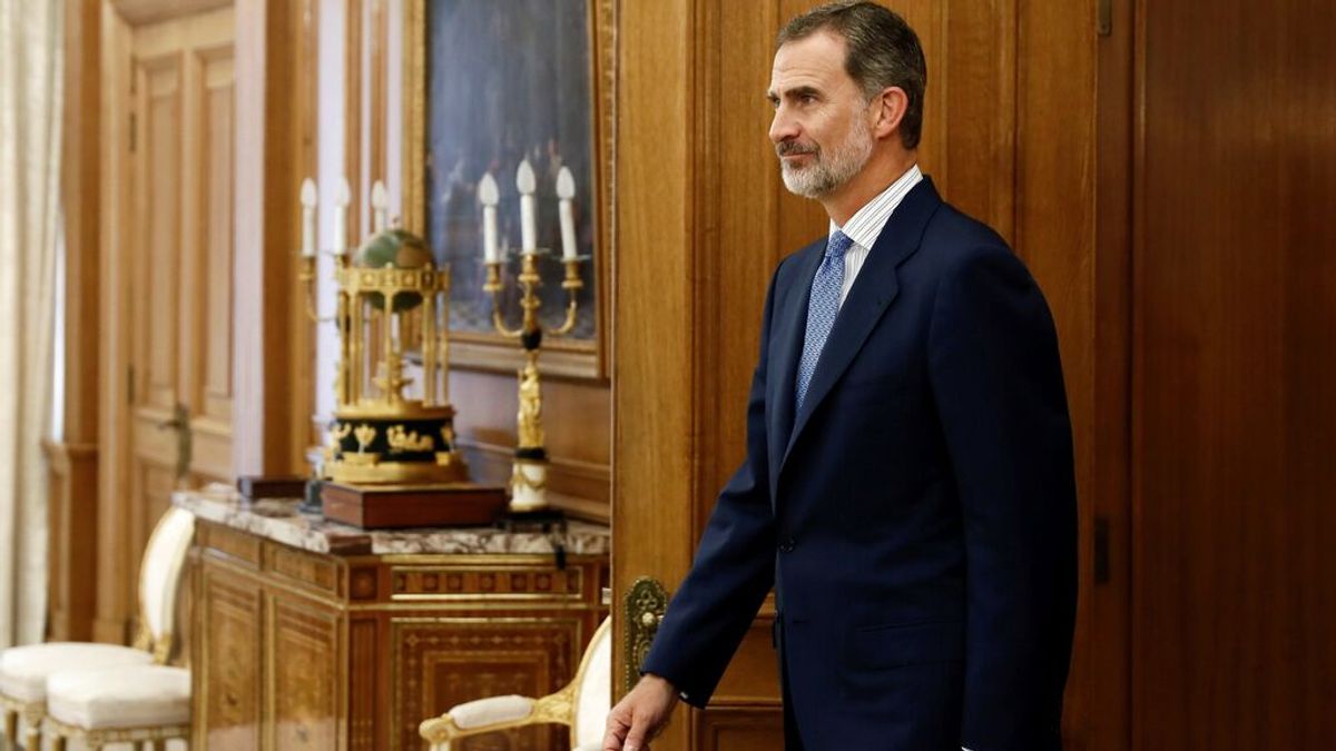 "¡Qué gusto veros!", el rey vuelve a celebrar audiencias sin mascarilla y con prensa en Zarzuela "¡Qué gusto veros!", el rey vuelve a celebrar audiencias sin mascarilla y con prensa en Zarzuela