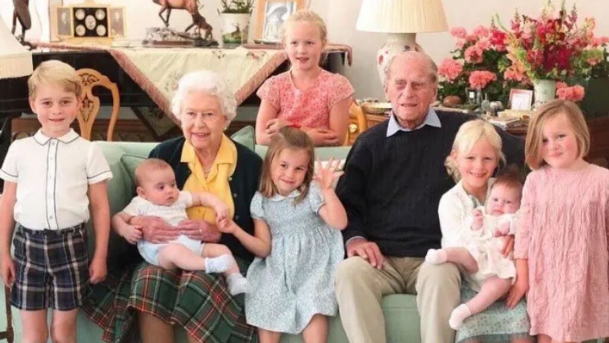 Los duques de Cambridge le desean un feliz cumpleaños a la reina Isabel II