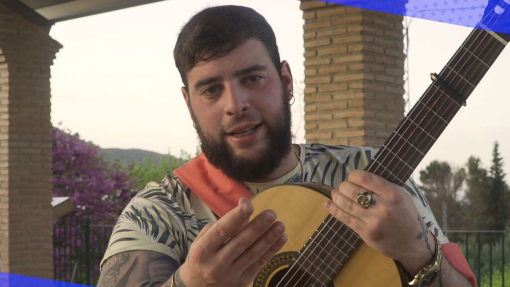 Javier García, 26 años, de Jaén: cantante